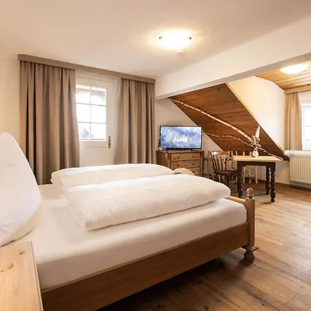 Landgasthof Augustiner * 오버스트도르프